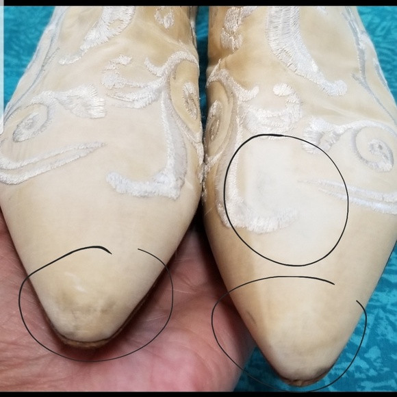 Beautiful VTG Kenneth Cole Booties - Picture 7 of 8